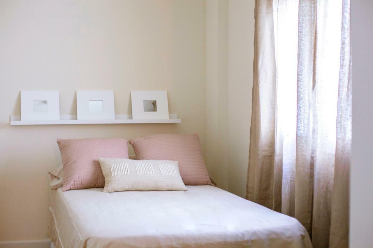 Alohamundi Pureza Apartment Seville Ngoại thất bức ảnh