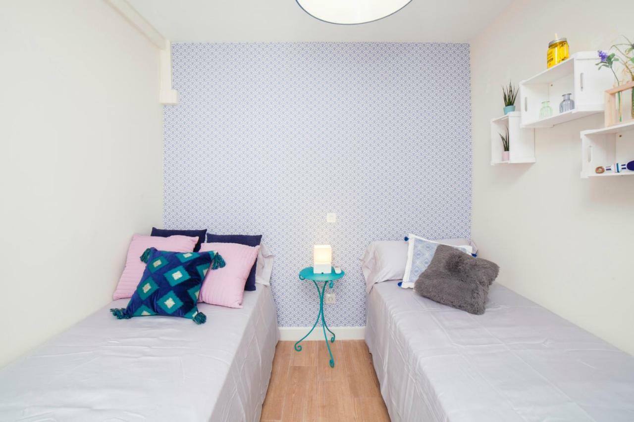 Alohamundi Pureza Apartment Seville Ngoại thất bức ảnh