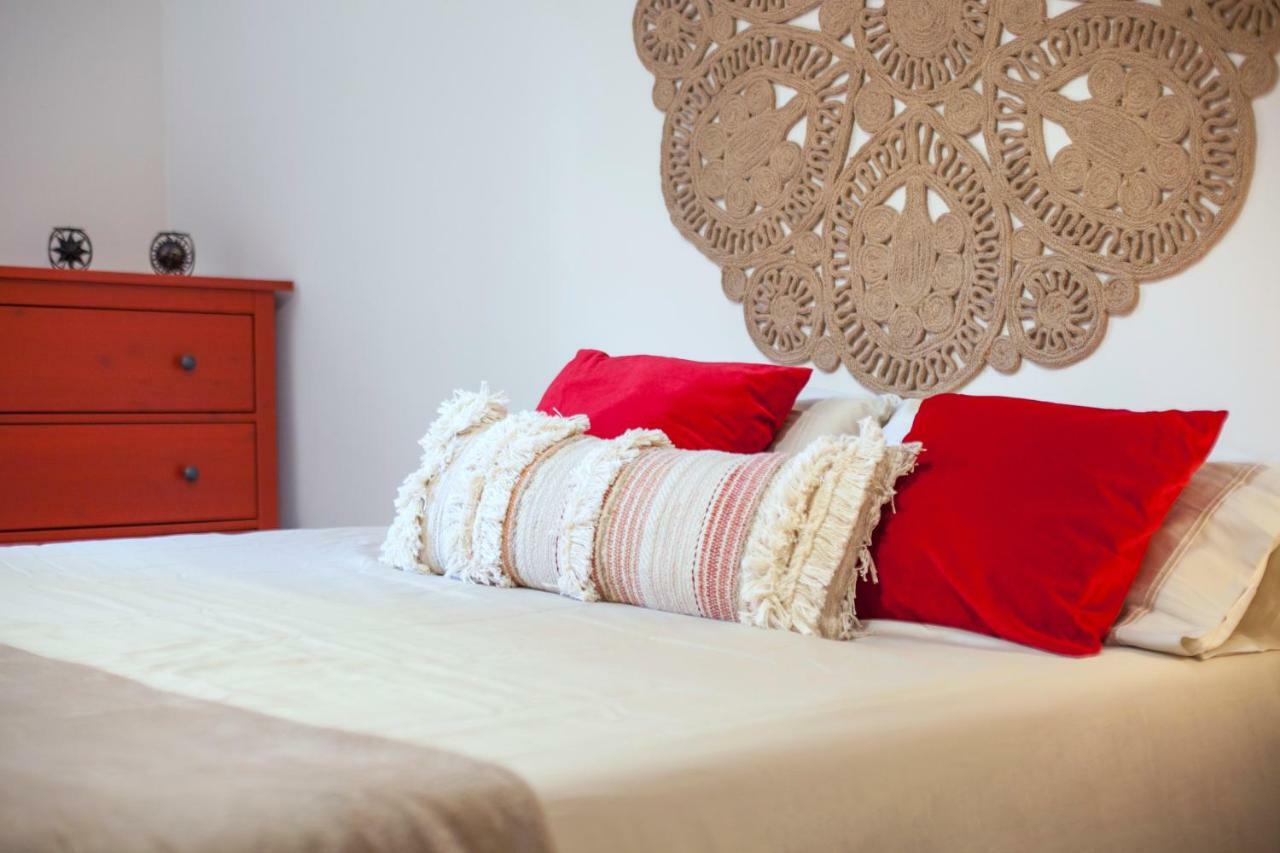 Alohamundi Pureza Apartment Seville Ngoại thất bức ảnh